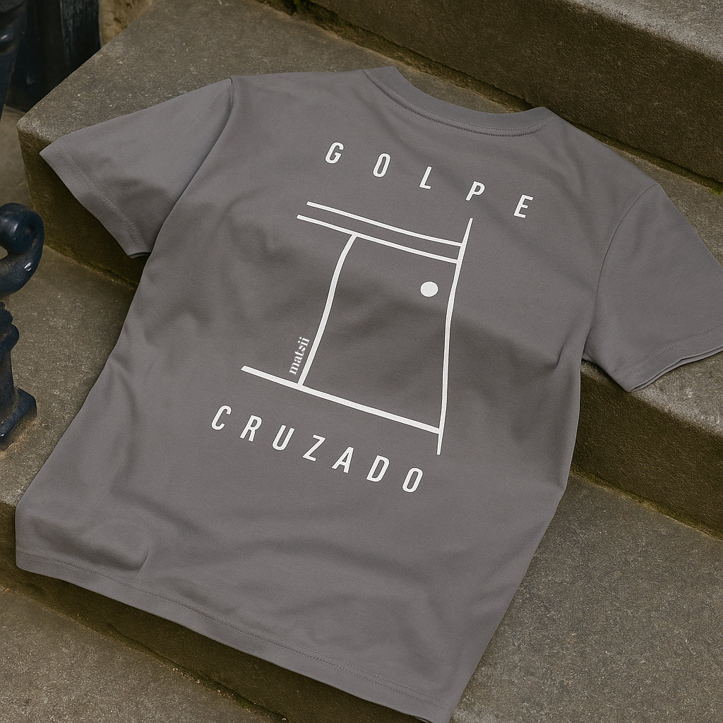 T-shirt - Golpe Cruzado - Loose Fit